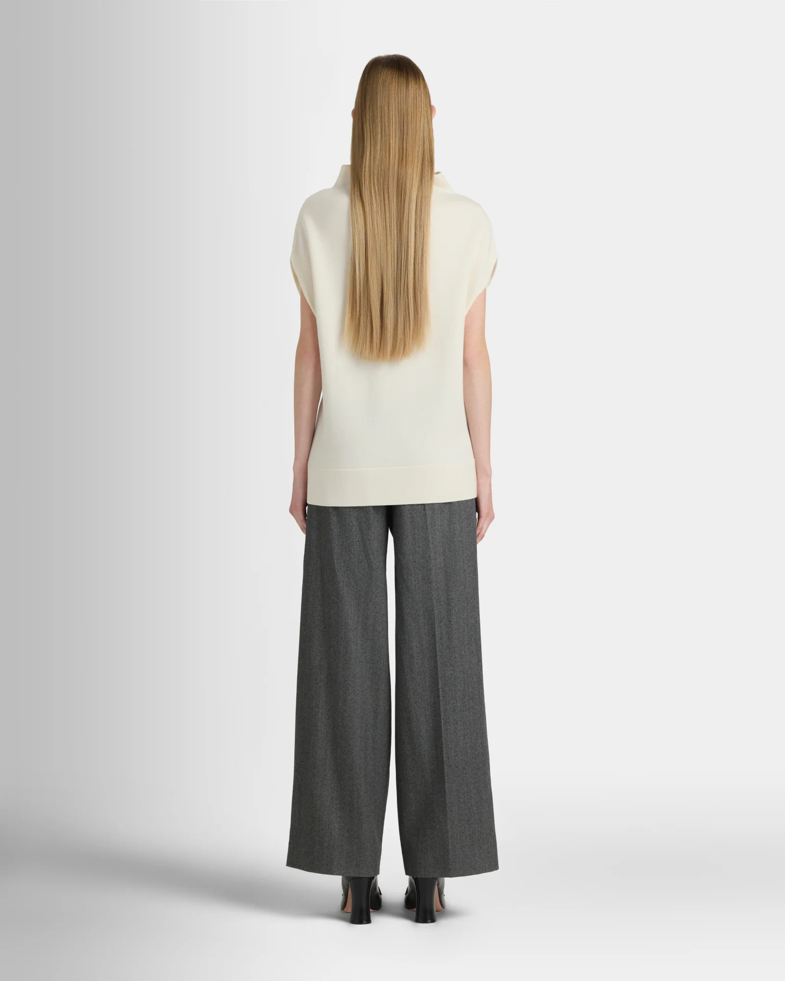 Abhy Sweater - Image 3