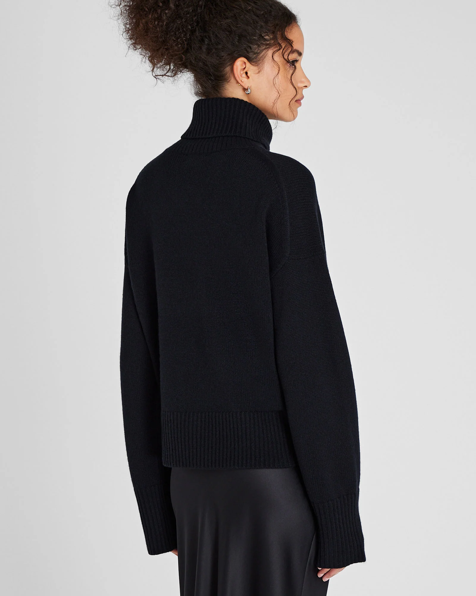 Cashmere Turtleneck Pullover - Image 3