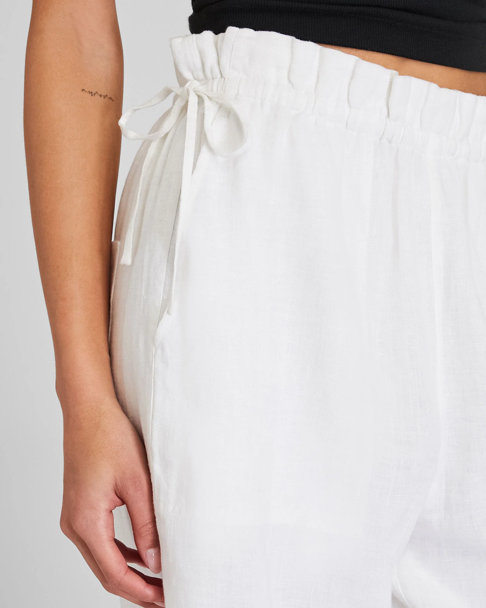 Cropped Linen Side Tie Pant - Image 3