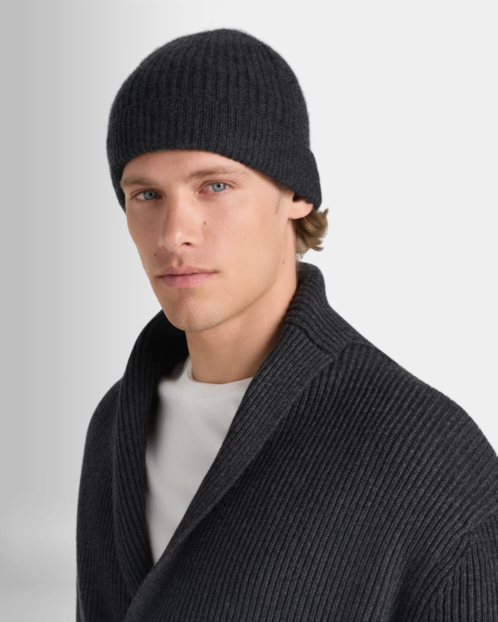 Kensington Cashmere Hat - Image 5